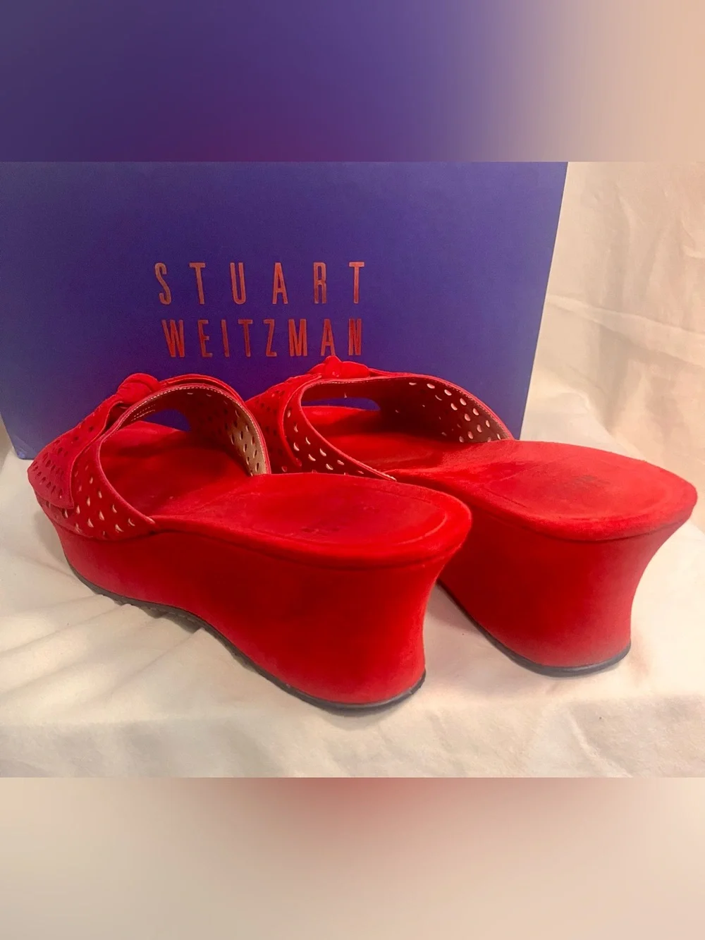 Vintage Stuart Witzman Red Suade Perforated Bow Wedge Slides | ONS | Size 9N - Picture 2 of 5